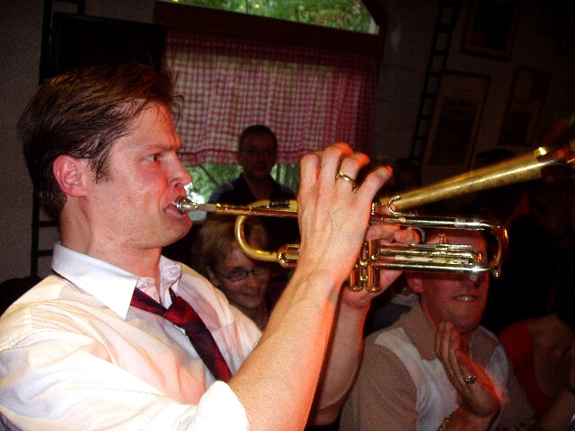 min 2004 08 29 GuinguetteMP 143